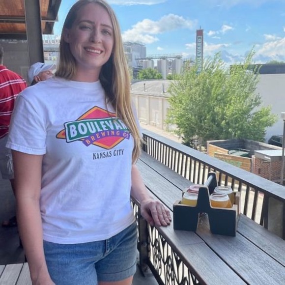 Meet your Posher, Madi - Picture 1 of 1